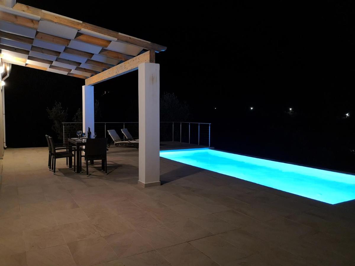 Sunset Sea View Villa 6 Ариллас Экстерьер фото
